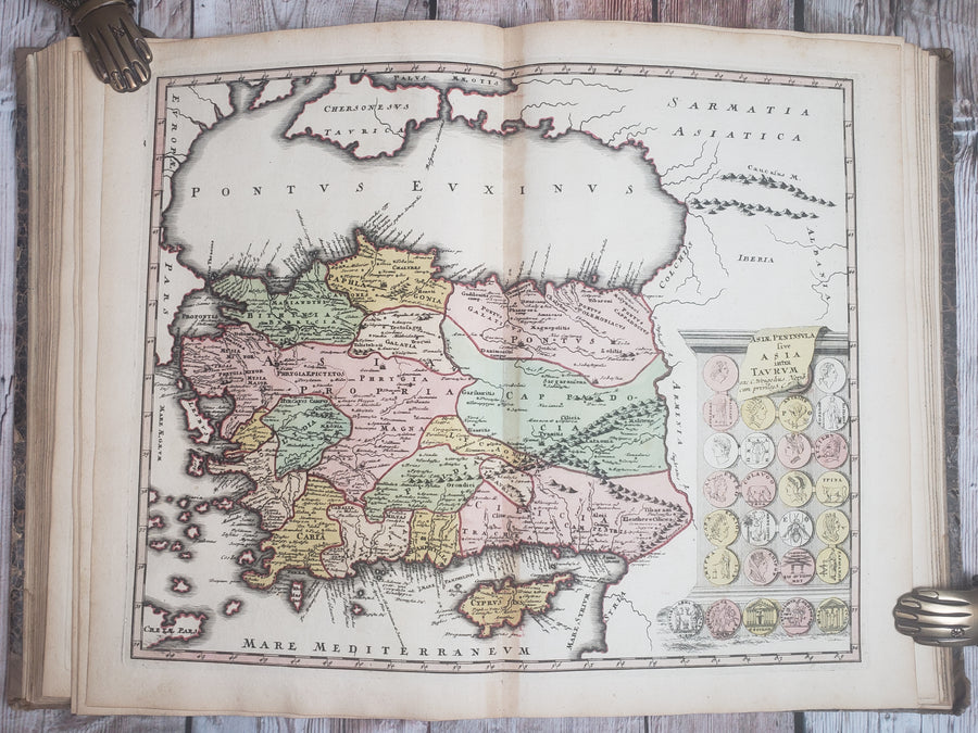 1720 Descriptio Orbis Antiqui in XLIV. Tabulis exhibita